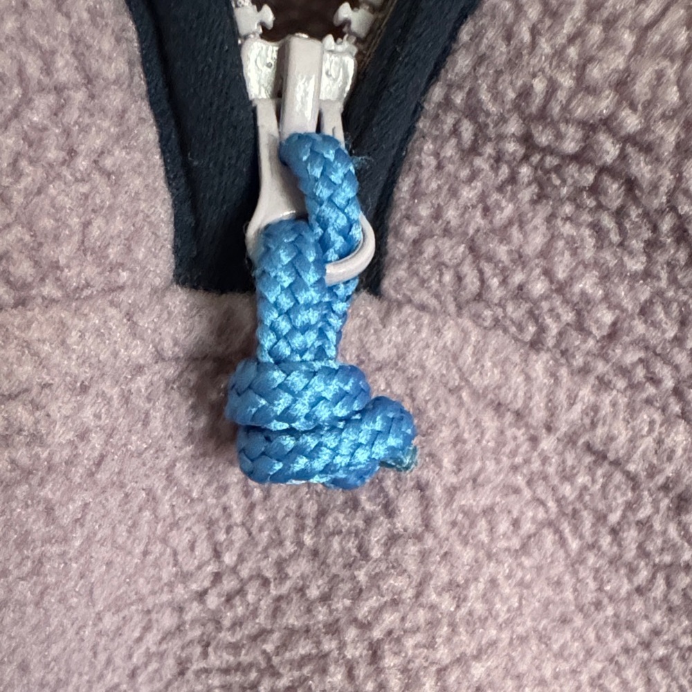 GAP Arctic Fleece in Soft Purple - Picture 2 of 5